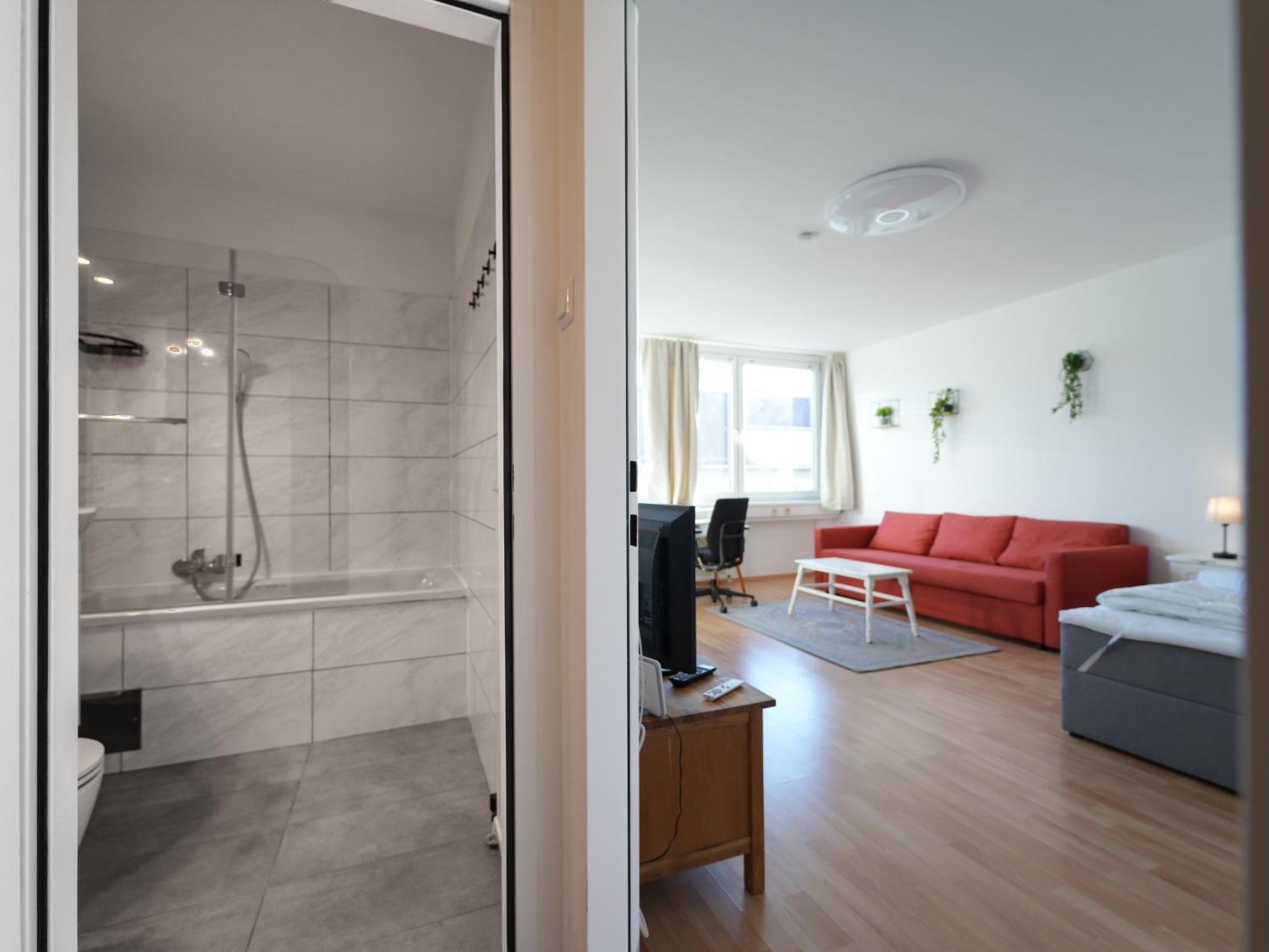 Spacious With View & Free Parking Wiener Neustadt