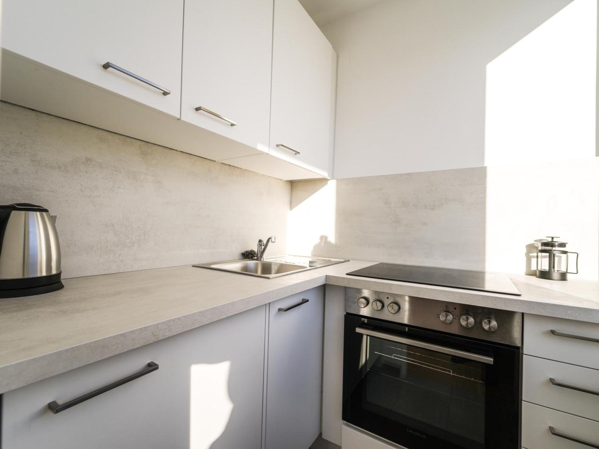 Spacious With View & Free Parking