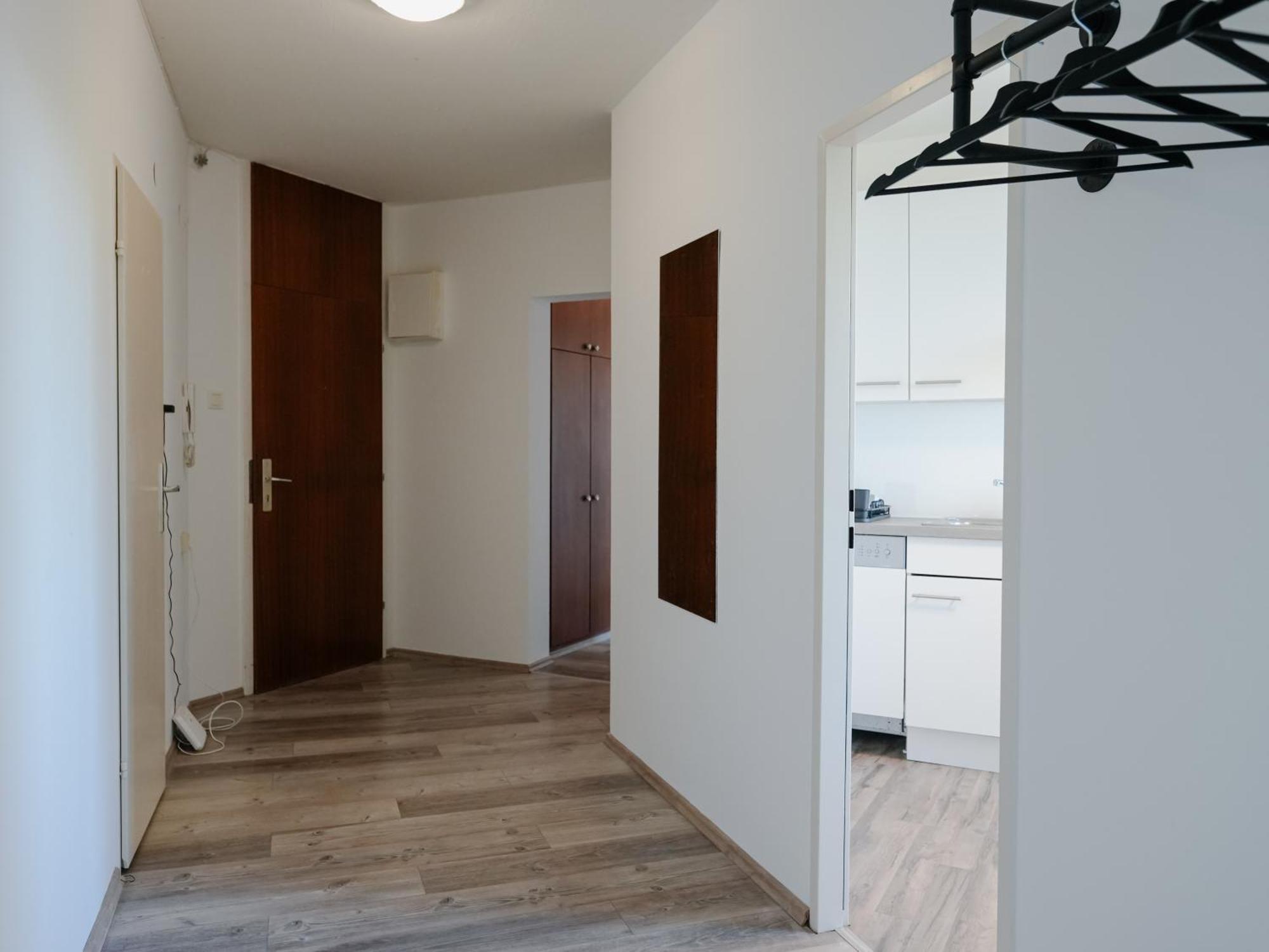 Spacious With View & Free Parking Apartment